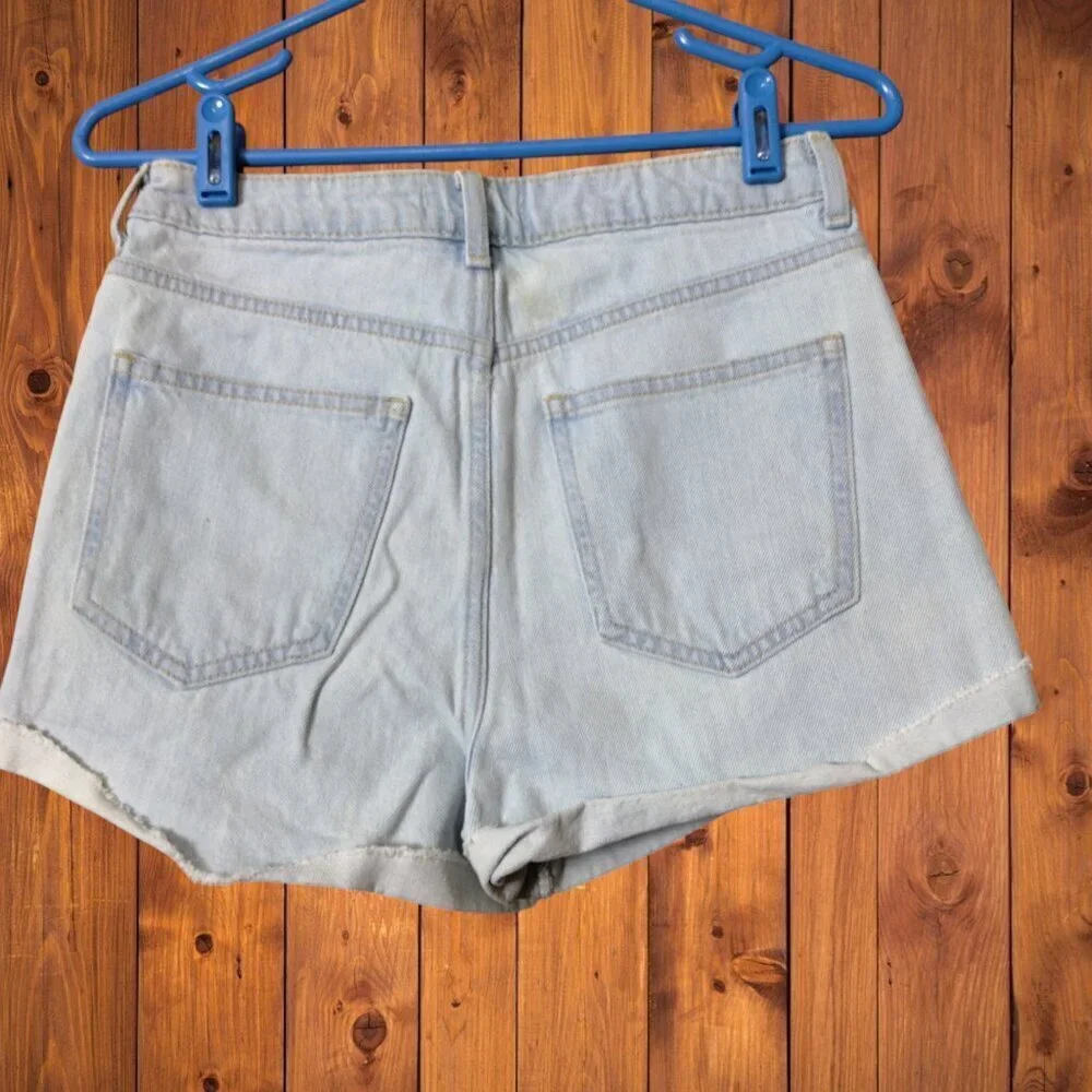 FOREVER 21 Size 25 Distressed Cuffed Light Blue Denim Jean Shorts Casual